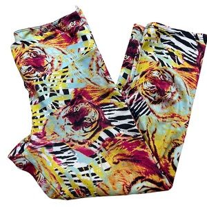 Onzie workout capris